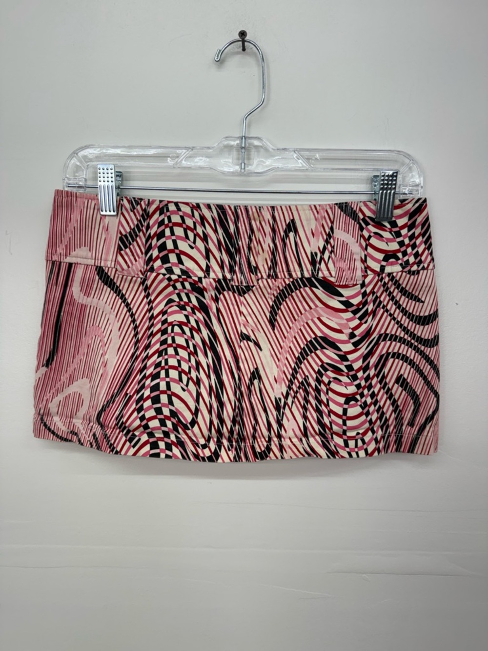 Wet Seal Y2K Vintage Pink and Black Swirl Print Mini Skirt M15